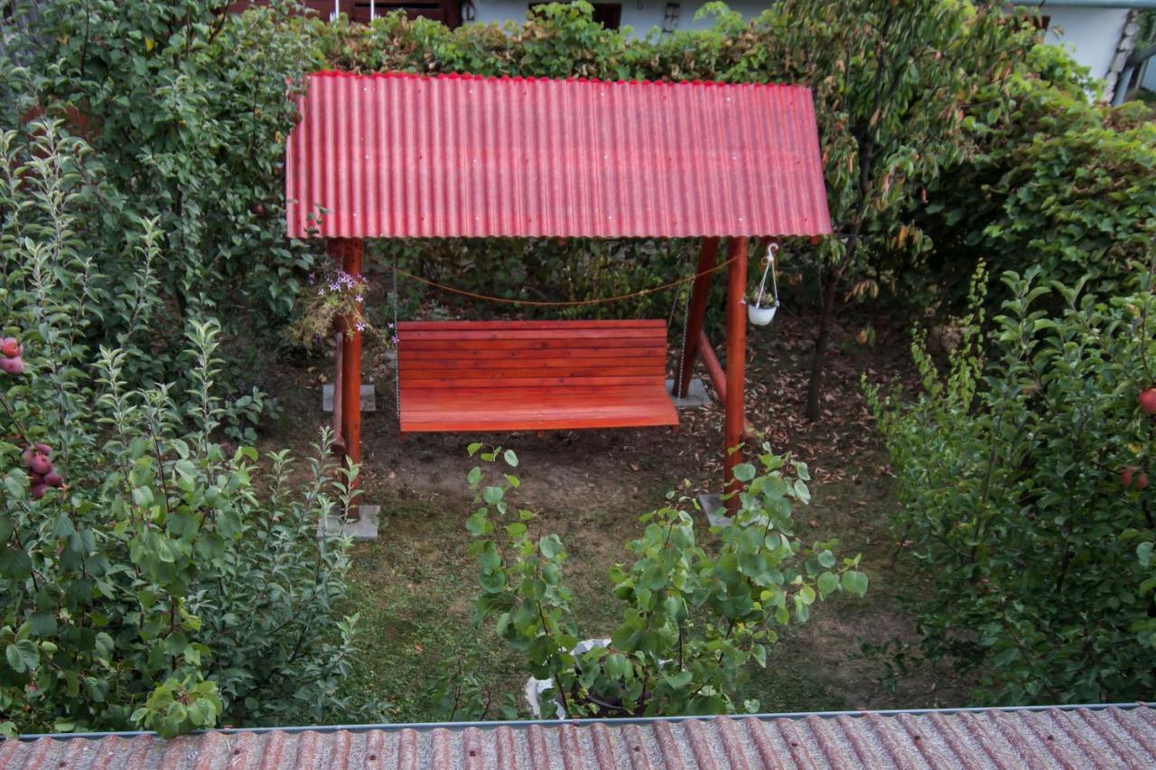 Hotel Dobra Haz à Covasna Extérieur photo